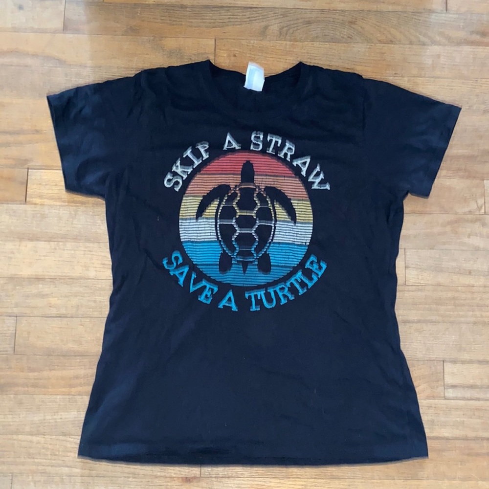 Save the turtles t-shirt